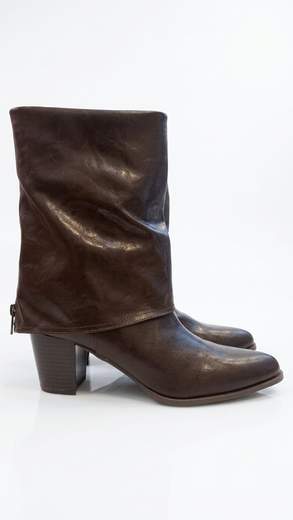 VIVIENNE D VST029