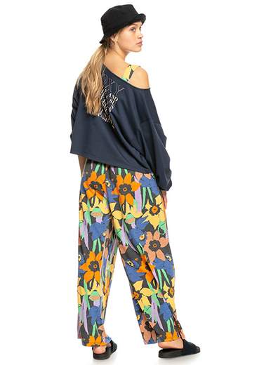 Roxy Almond Milk SS23