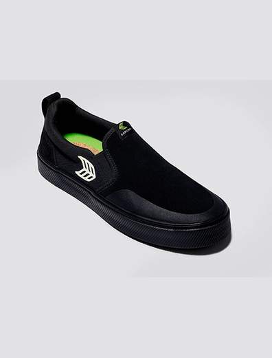 Cariuma Slip On Pro Skate