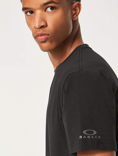 Oakley Wanderlust Pocket Tee