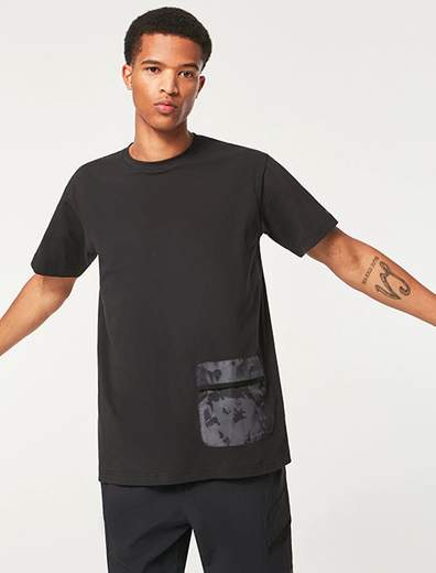 Oakley Wanderlust Pocket Tee