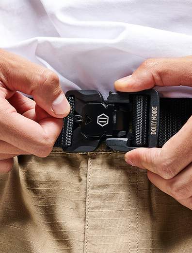 Dolly Noire Magnet Bukle Belt