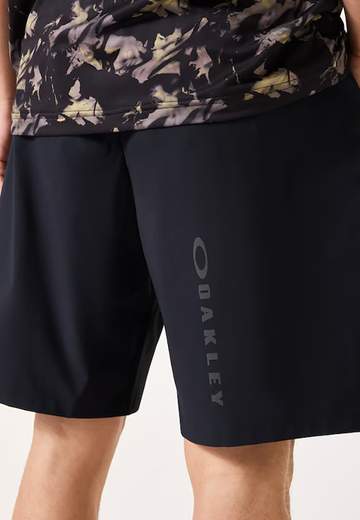Oakley Enhance Mobility Shorts 7.0 SS26