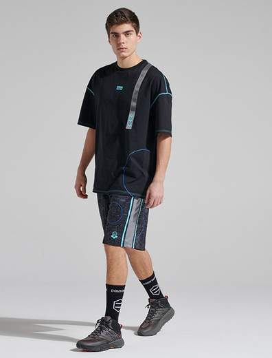 Dolly Noire Titan II Wireframe Arena T-Shirt Oversize