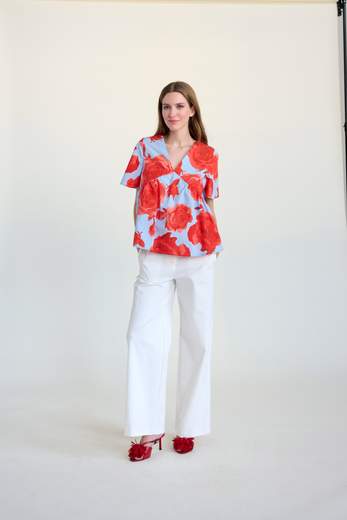 B.YU BY010248, Blusa con Maxi Rose