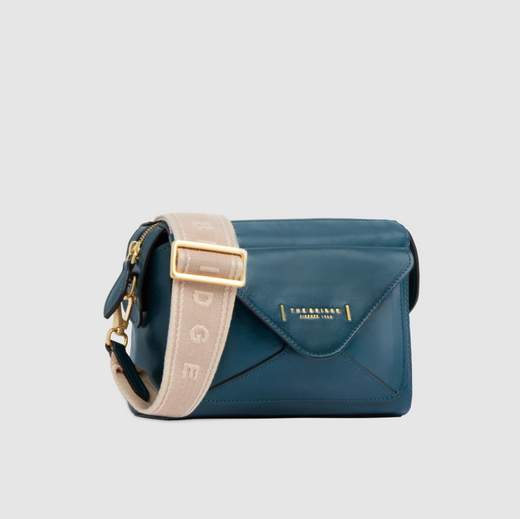 The Bridge 04290401, Frida