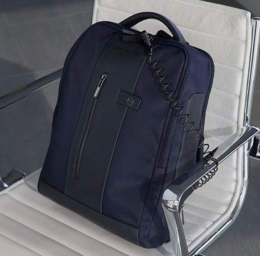 Piquadro 10 CA4818BR2