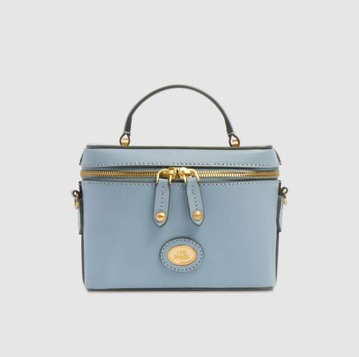 The Bridge 04540601, Story donna