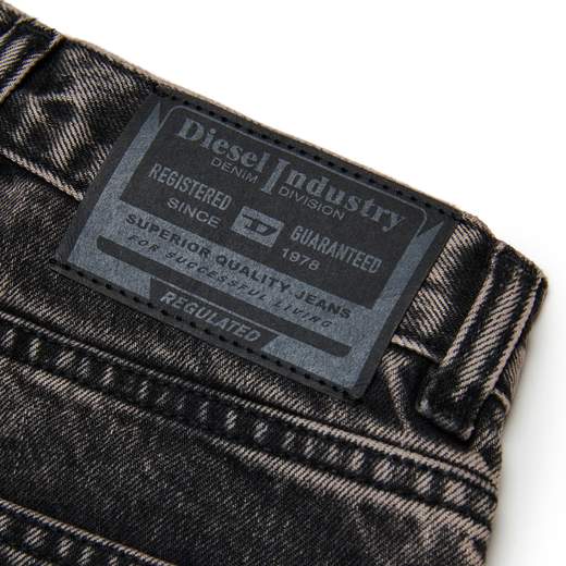 DIESEL J02885