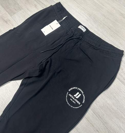 Pantaloni tuta con polsino Jack&Jones articolo 12253887
