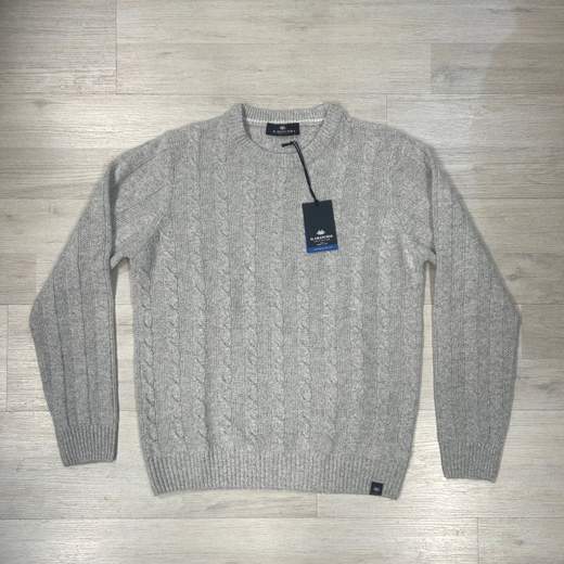 Maglione in Lana a treccia stile classico