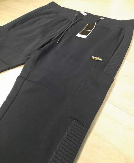 Pantaloni tuta Jack&Jones articolo 12248117