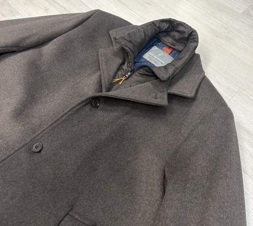 Cappotto Uomo Sea Barrier – Eleganza e Comfort per la Stagione Invernale