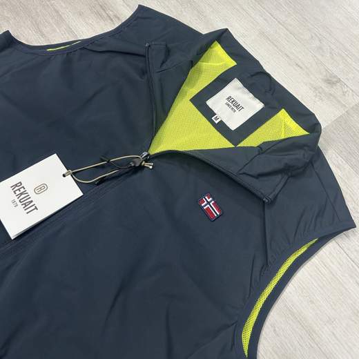 Gilet uomo Rekuait Leggero con dettagli fluo.