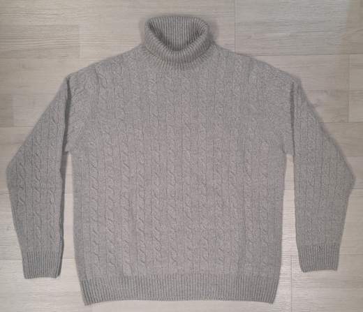 Lupetto con lavorazione treccia Platino articolo ALEXMOU