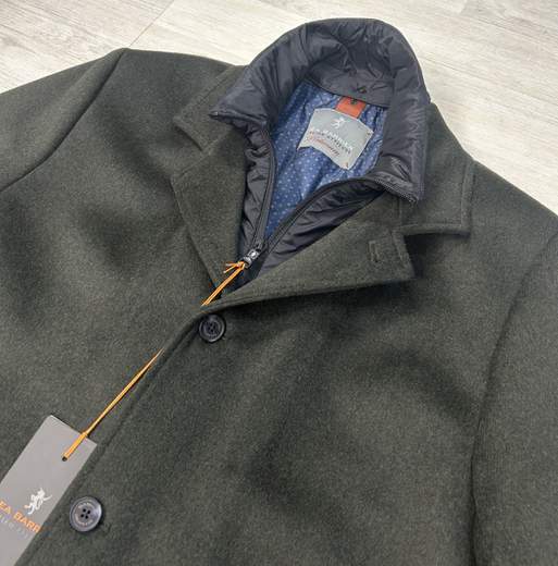 Cappotto Uomo Sea Barrier – Eleganza e Comfort per la Stagione Invernale