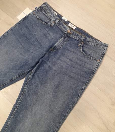 Jeans in cotone elasticizzato Jack&Jones articolo 12252028
