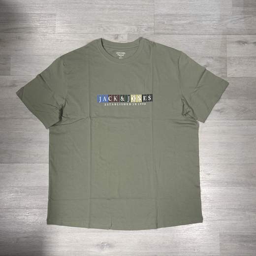 T-shirt uomo taglie grandi Jack&Jones, con logo stampato sul petto