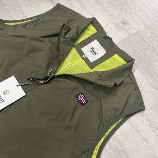 Gilet uomo Rekuait Leggero con dettagli fluo.