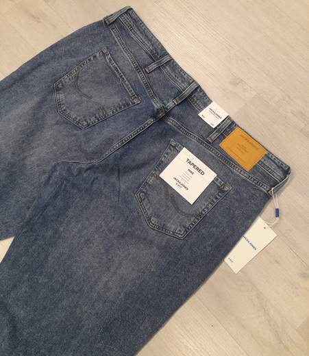 Jeans in cotone elasticizzato Jack&Jones articolo 12252028