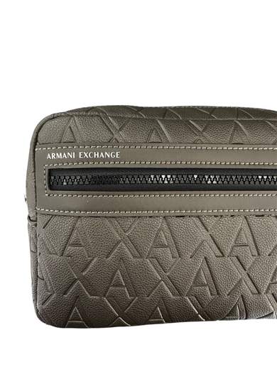 ARMANI EXCHANGE BEAUTY CASE - XM001272AF12133