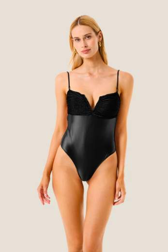 4Giveness COSTUME INTERO GLOSSY TOUCH   - 126WBWIN5728