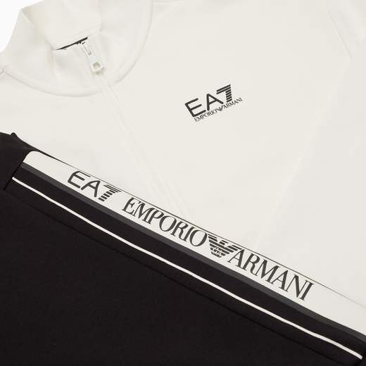 EA7 7B000070-AF12451