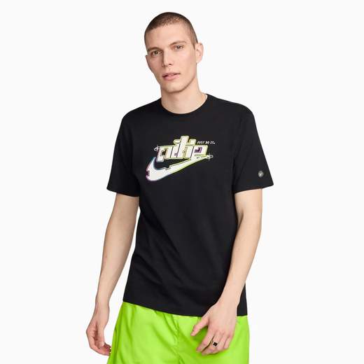 Nike FV3745