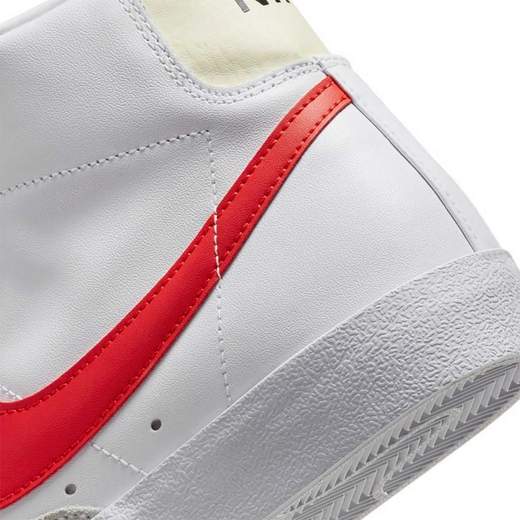 Nike Blazer Mid '77 VNTG Uomo BQ6806