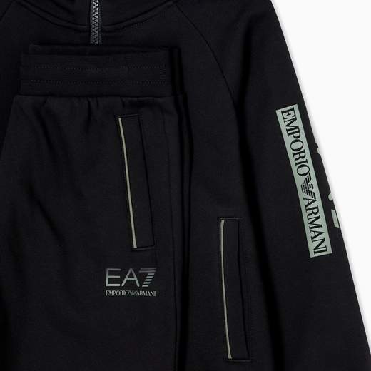 EA7 7B000178 AF10368