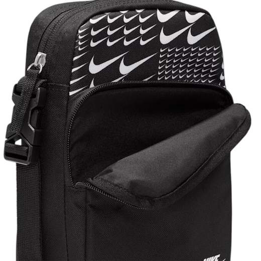 Nike HJ8359