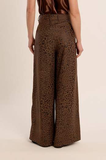 MOLLY BRAKEN T1637EN