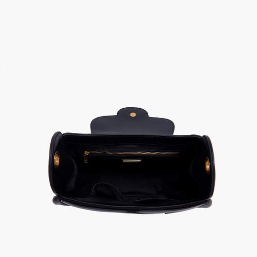 LA CARRIE 132P-RA-241-LES