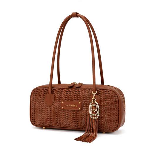 LA CARRIE 161M-TA-504-SYN