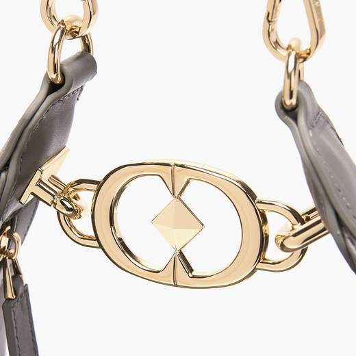 LA CARRIE 132P-MV-350-LEA