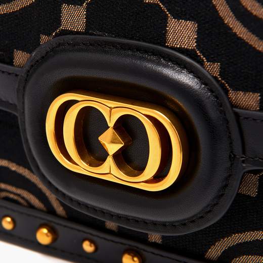 LA CARRIE 132P-GA-140-JAL