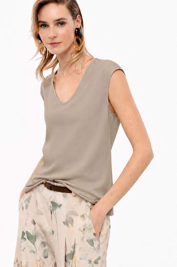 IMPERIAL TOP AMPIO SCOLLO A V SENZA MANICHE