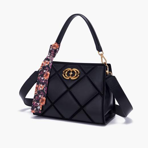 LA CARRIE 132P-TZ-501-LES