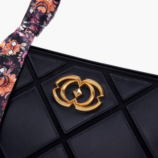 LA CARRIE 132P-TZ-501-LES