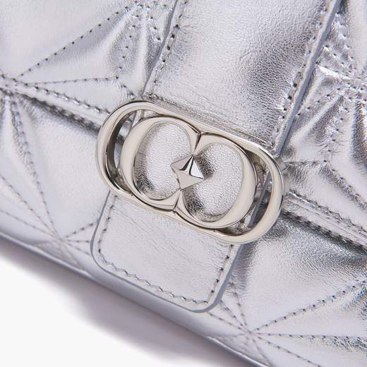 LA CARRIE 132P-LT-322-LAM