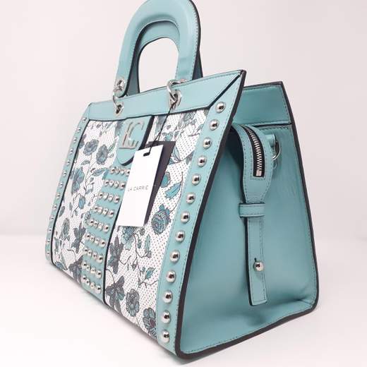 LA CARRIE 101P-GA-110-FOP