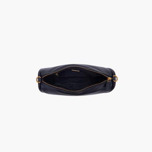 LA CARRIE 132M-PB-220-SYN