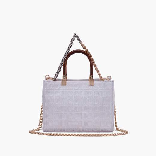 LA CARRIE 132M-WE-450-VEL