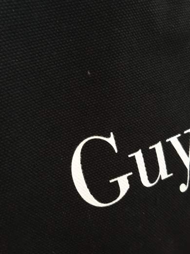 Guy Laroche 18200