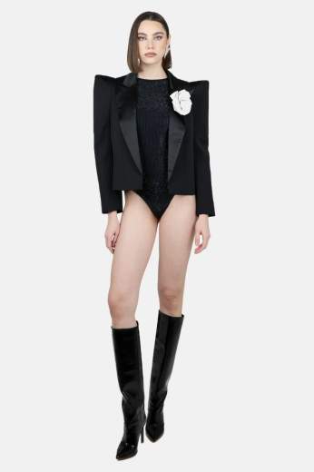 TWENTY FOURHAITCH URANO