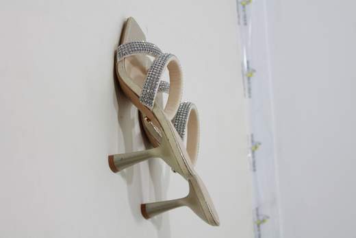 TWENTY FOURHAITCH SADIRA