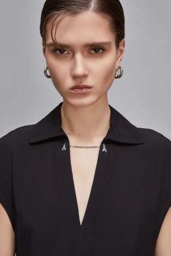 Patrizia Pepe Camicia Smanicata 8C0775 Essential Con Gemelli