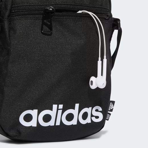 adidas HT4738