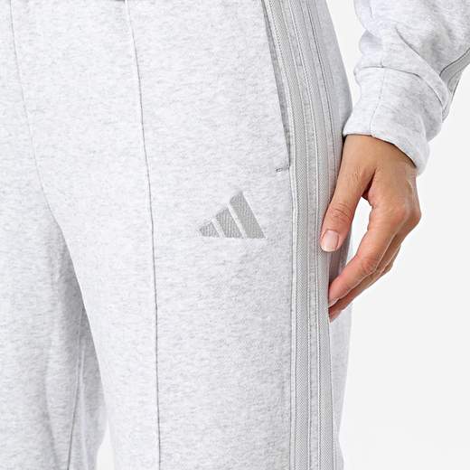 adidas KG1932