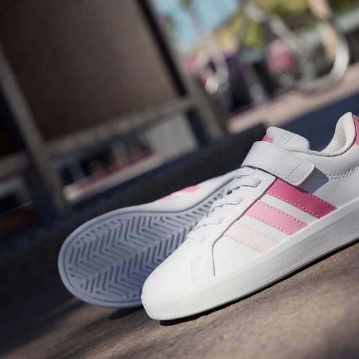 adidas KJ4370
